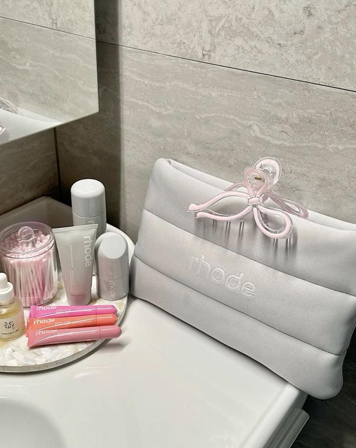 Rhode pouch, mirror set