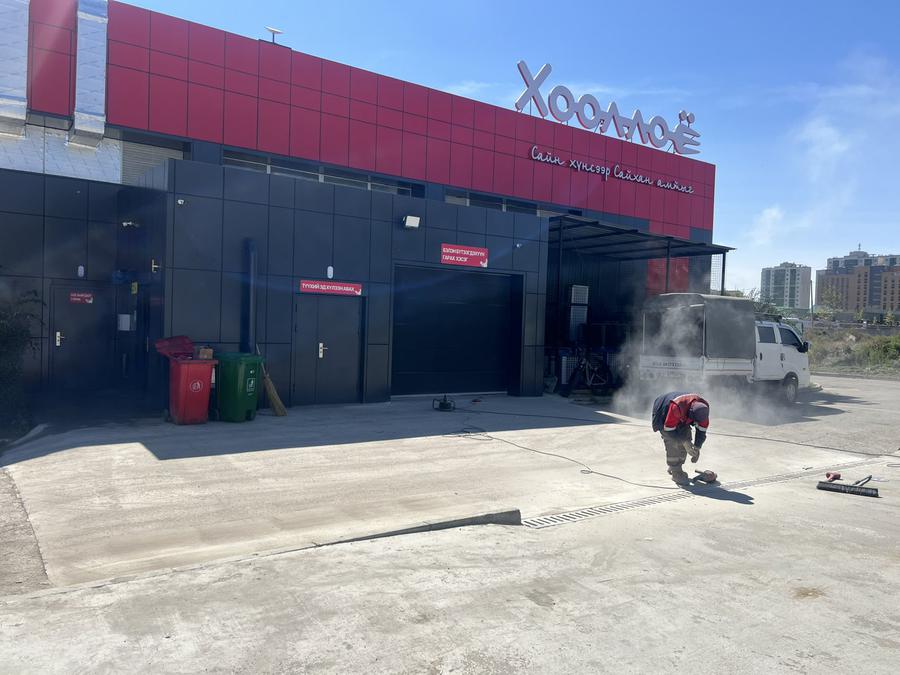 "Хооллоё" ХХК-д гүйцэтгэсэн бетонон зам талбай