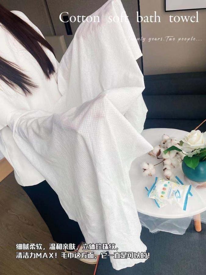 Аялалын өсдөг алчуур