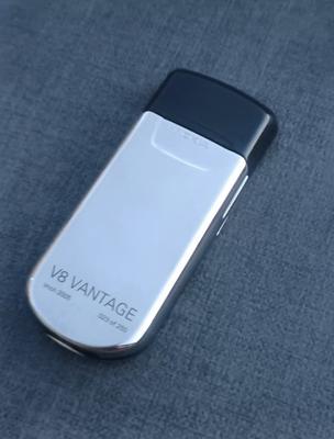 Nokia 8800 ASTON MARTIN V8 VINTAGE LIMITED EDITION 
