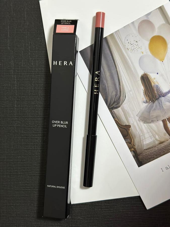 Hera over blur lip pencil