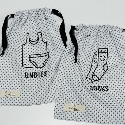 Хос уут SOCKS & UNDIES цэгэн хээтэй