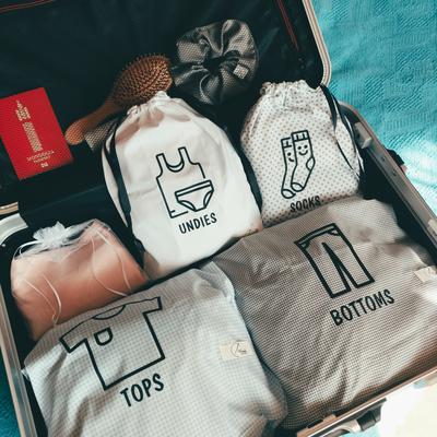 4 хос уут ЯГААН TOPS