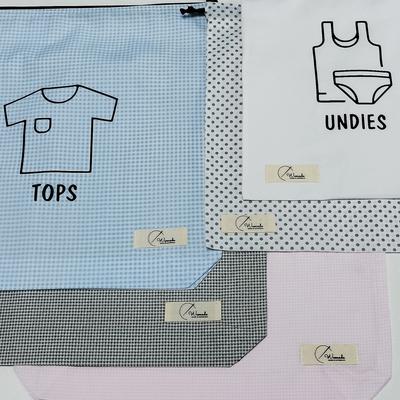 4 хос уут ЯГААН TOPS