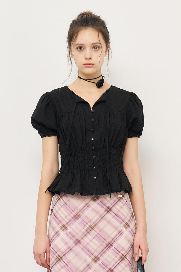 Flower shirring puff blouse