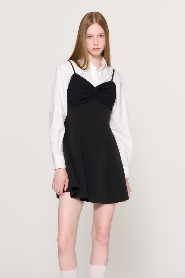 Sleeveless one-piece