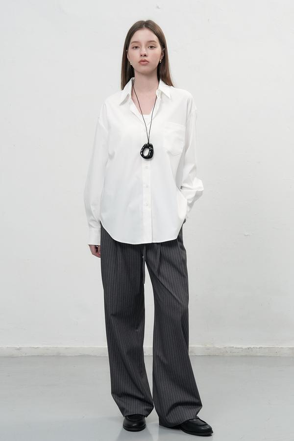 Wrinkle-free loose-fit button-up wrap shirt
