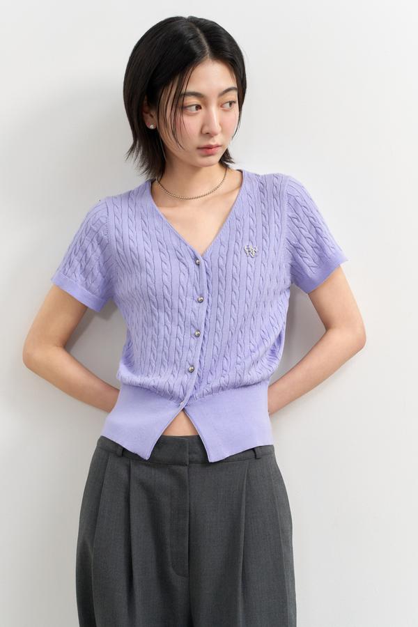 V-neck cable cardigan (Хүргэлт 5/24)