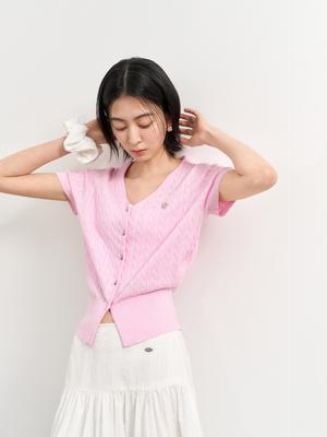 V-neck cable cardigan (Хүргэлт 5/24)