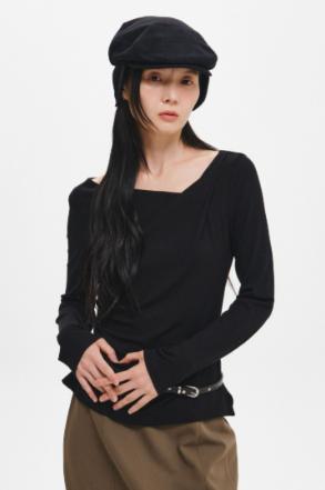 Drape Shirred Long Sleeve T-shirt