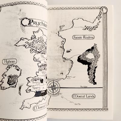 A Court of Thorns and Roses #1