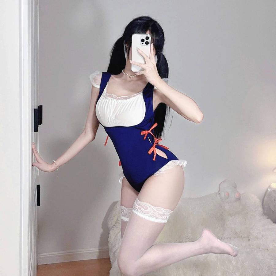 Cute cosplay
