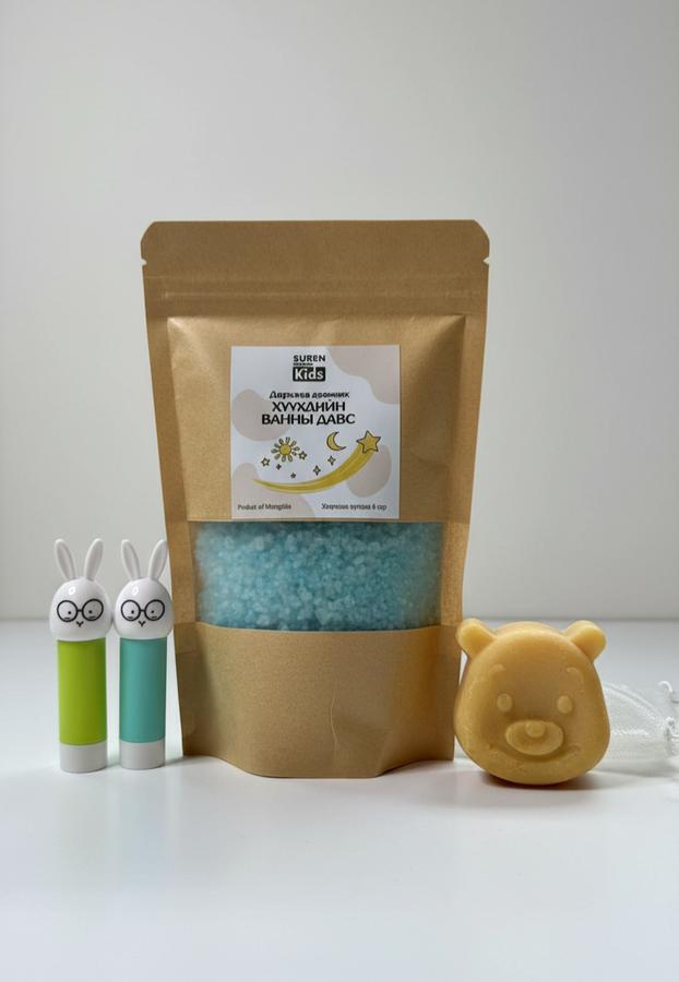 Хөөрхөн үрсдээ багц