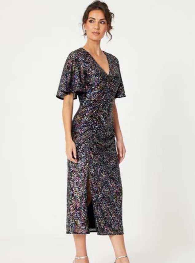 Саатай Дрэсс