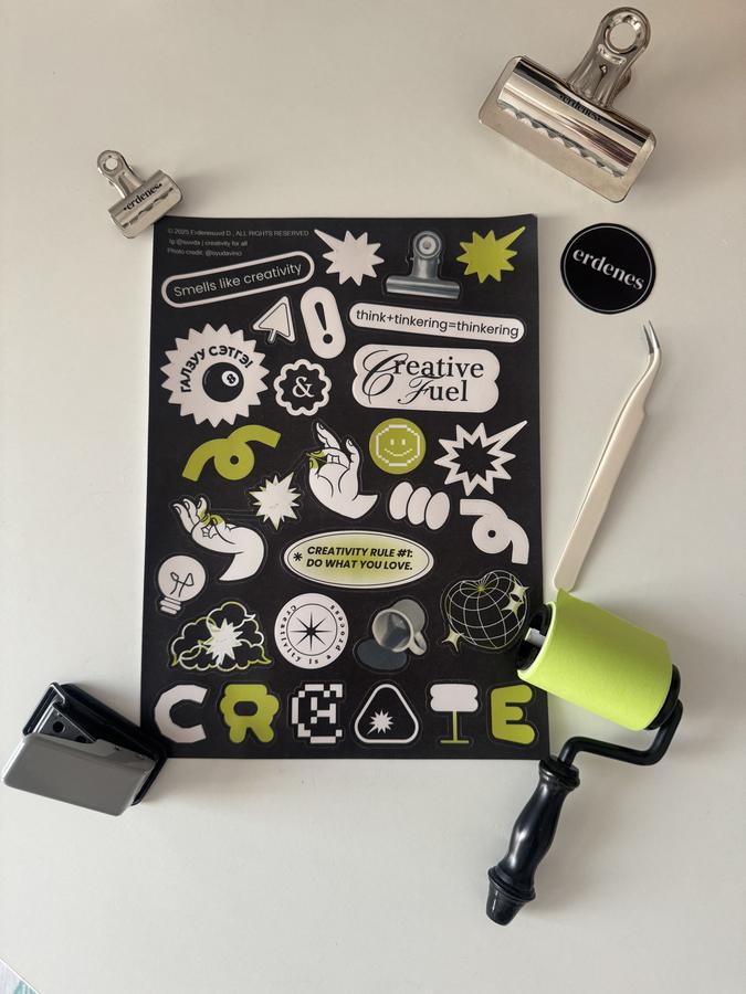 Creativity наадаг зураг