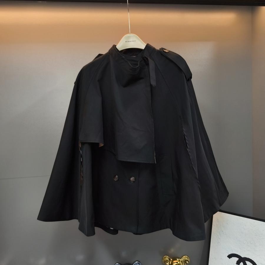 Burberry богино цув