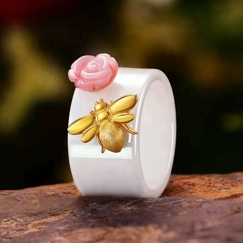 Зөгийн үнсэлт хослол