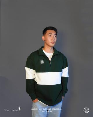 TWO-TONE ZIP